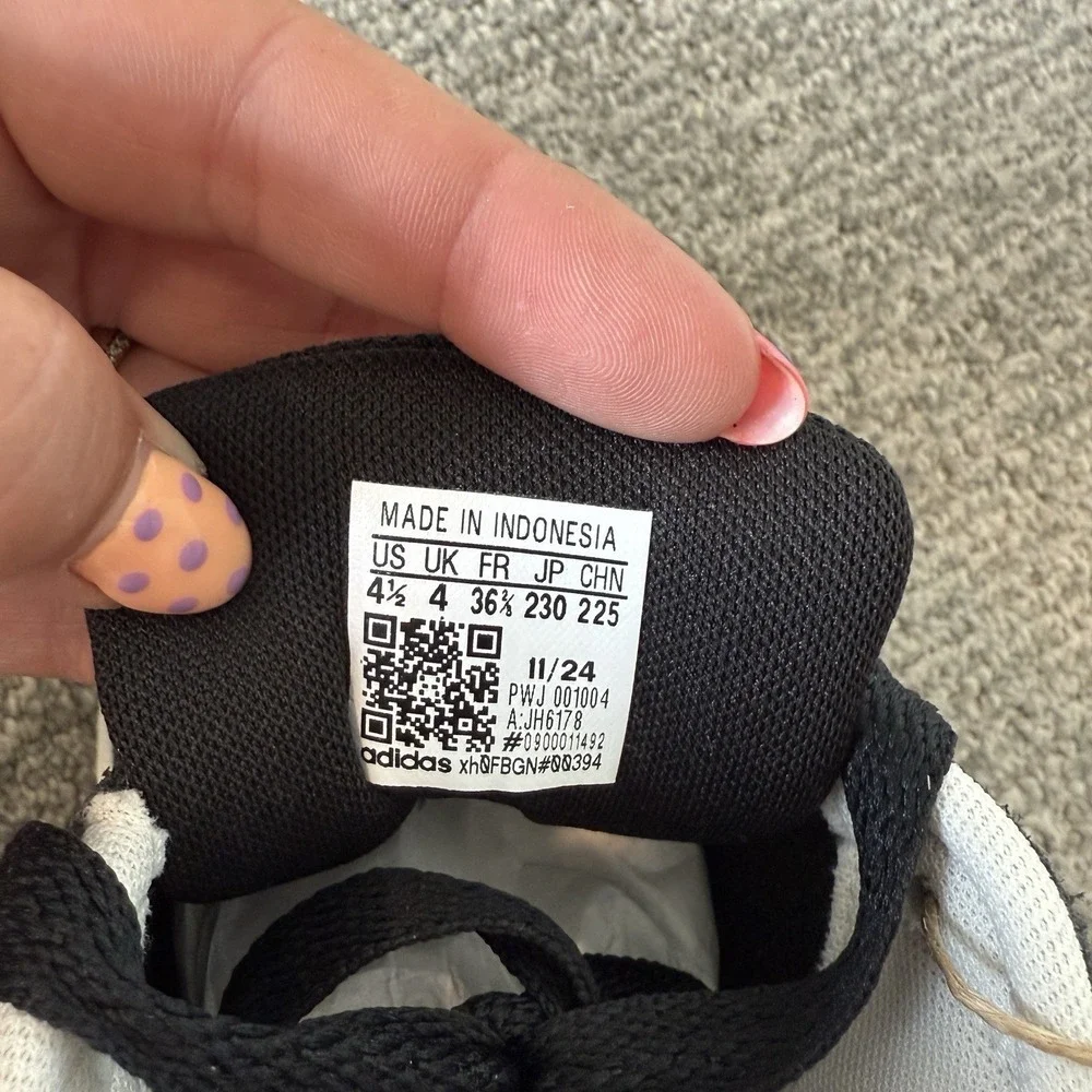 Adidas Women's Grand Court Alpha 00s Sneaker **ONLY THE LEFT SHOE** Size 4.5 - Picture 5 of 9